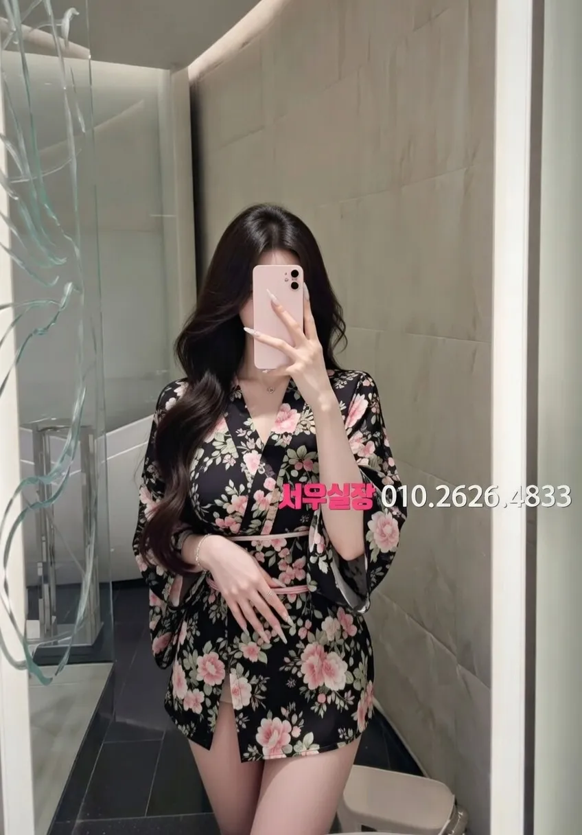 가산 미러룸 프리미엄 라인업 19번 프로필